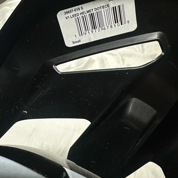 Fox Dual-Tone VR Helmet - Picture 8 of 10